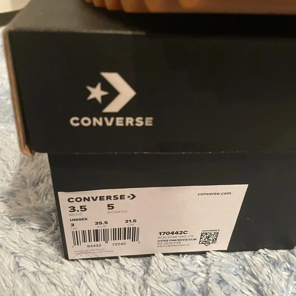 NIB Converse Run Star Hike Hot Pink 5.0 women US